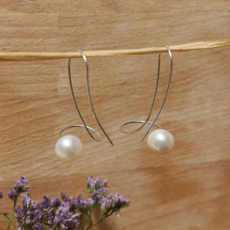 Astrid Earrings Silver with Pearls