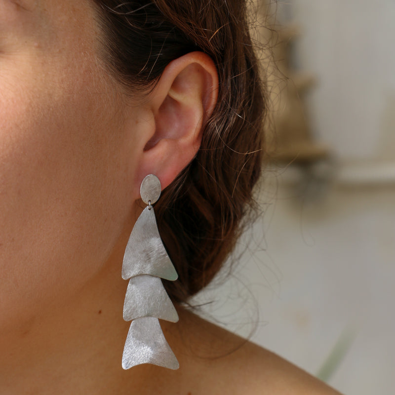 Hana Earrings Rhodium Plated