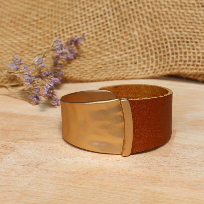 Keilana Bracelet Gold Plated & Caramel Leather